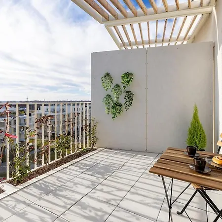 Relax In Style W Stunning Outdoor Space Апартаменты